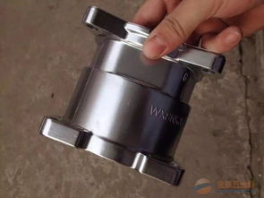 汽车配件产品专业抛光去毛刺清洗设备